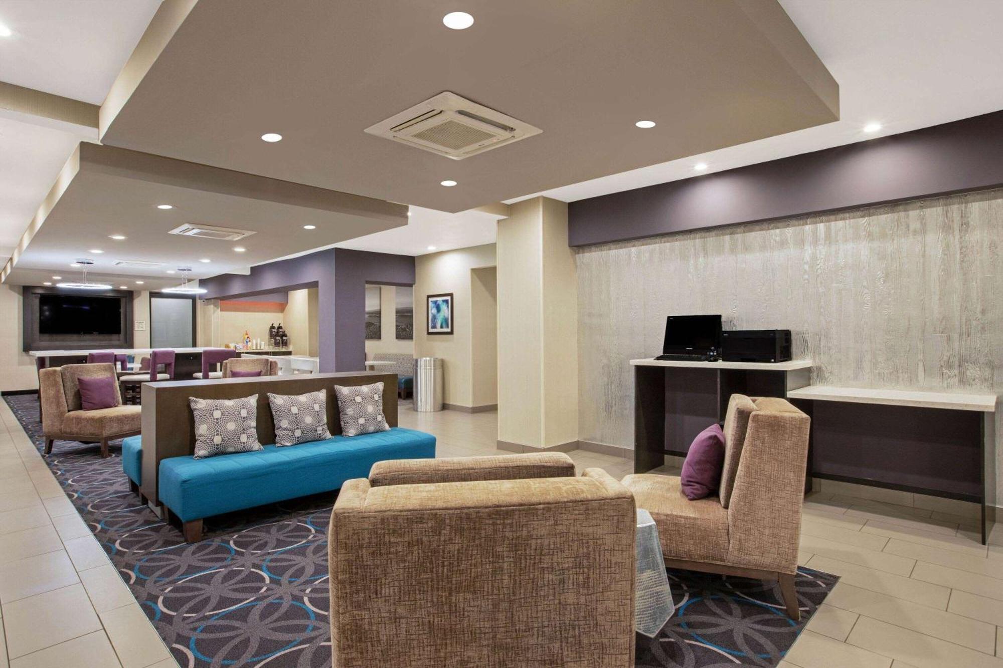 La Quinta By Wyndham Фейетвилл Экстерьер фото